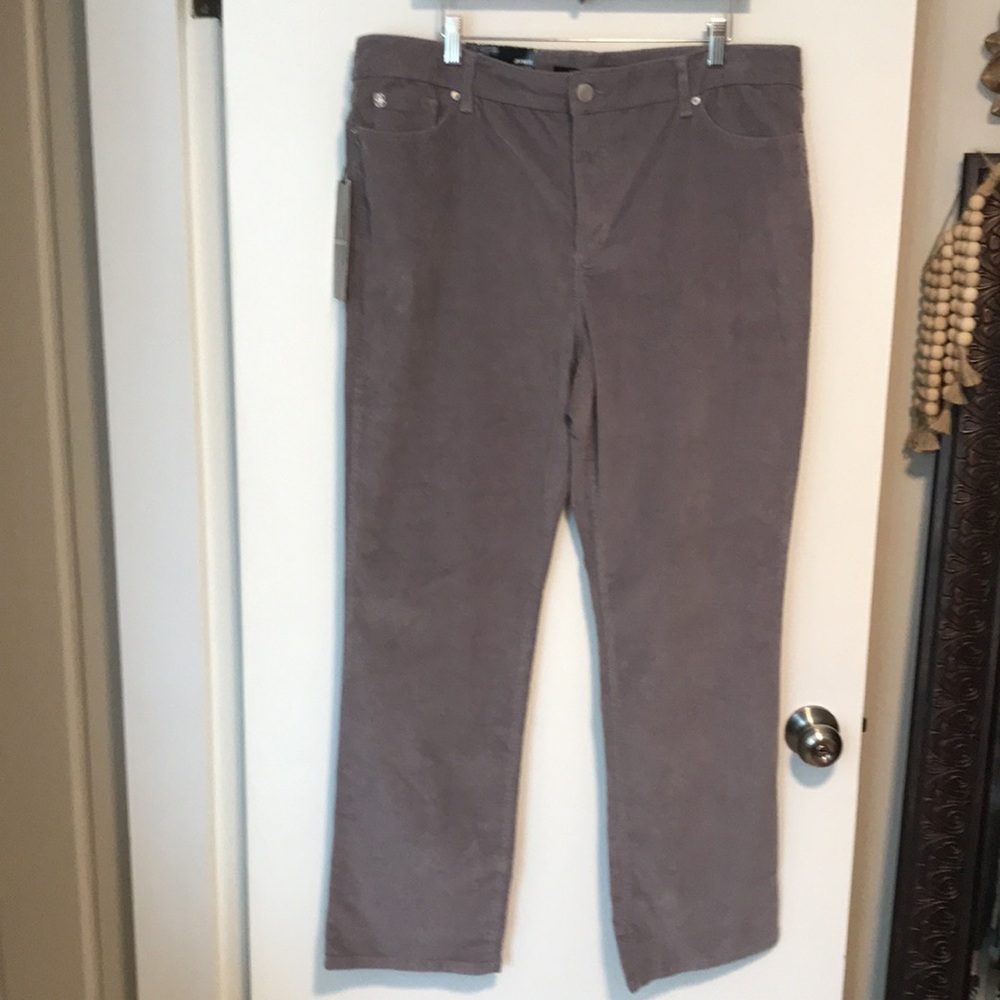 Bandolino Women's 18 Mandie Corduroy Pants French Grey‎ Straight High Rise NEW - Picture 2 of 8